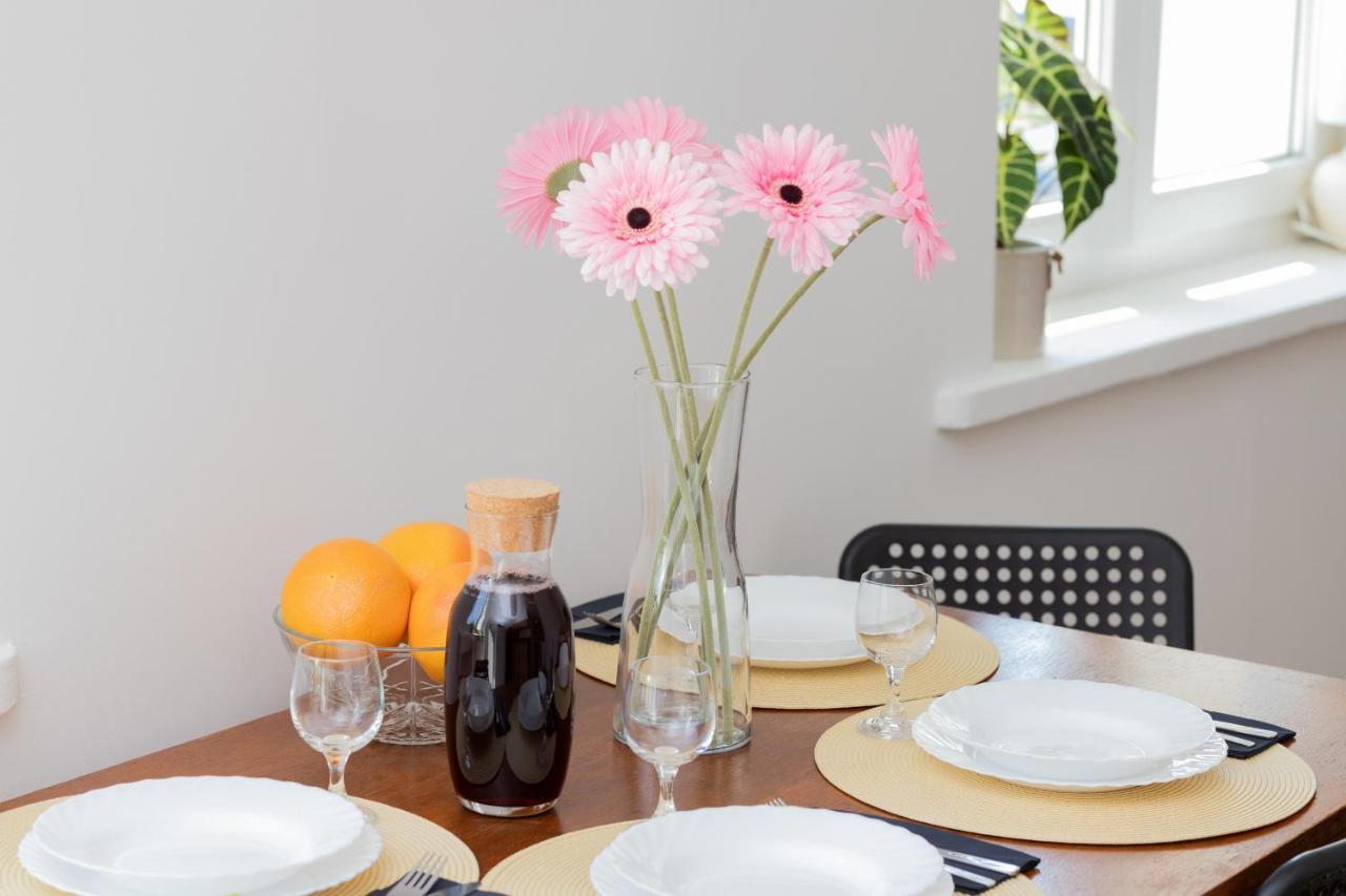 Gdynia Centrum Apartament Abrahama 15 Minut Pieszo Od Plazy Miejskiej By Noclegi Renters Экстерьер фото